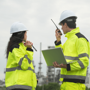 Bộ đàm công trình, công ty