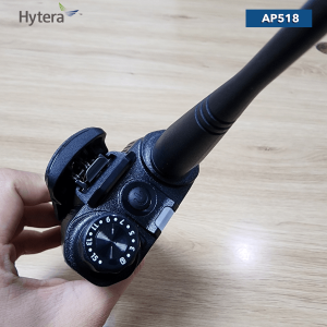 Bộ đàm cầm tay Hytera AP518 sở hữu thiết kế siêu mỏng nhẹ cùng viên pin 